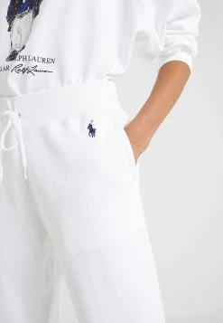 Polo Ralph Lauren Spodnie Treningowe - White 11 Polo Ralph Lauren Spodnie Treningowe - White -Polo Ralph Lauren 022cdc5562c348f5a8568324caa9a074