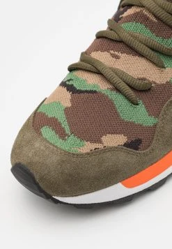 Polo Ralph Lauren TRKSTR 200II TOP LACE UNISEX - Sneakersy Niskie - Camo -Polo Ralph Lauren 20566d9a9773439fb3d7917a5c5a99e6