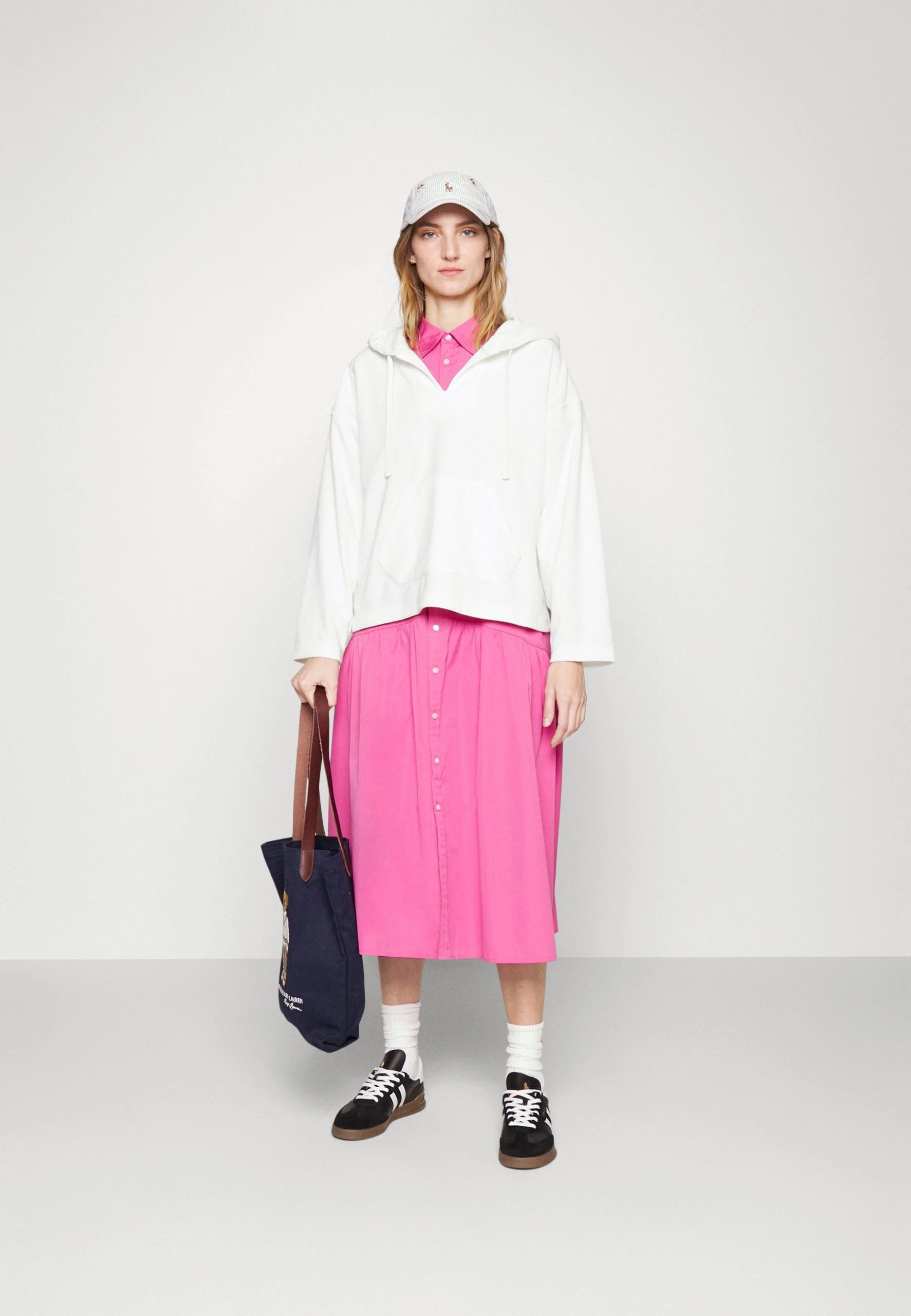 Polo Ralph Lauren TERRY TUNIC-LONG SLEEVE-SWEATSHIRT - Bluza Z Kapturem - Deckwash White 4 Polo Ralph Lauren TERRY TUNIC-LONG SLEEVE-SWEATSHIRT - Bluza Z Kapturem - Deckwash White - obrazek 2