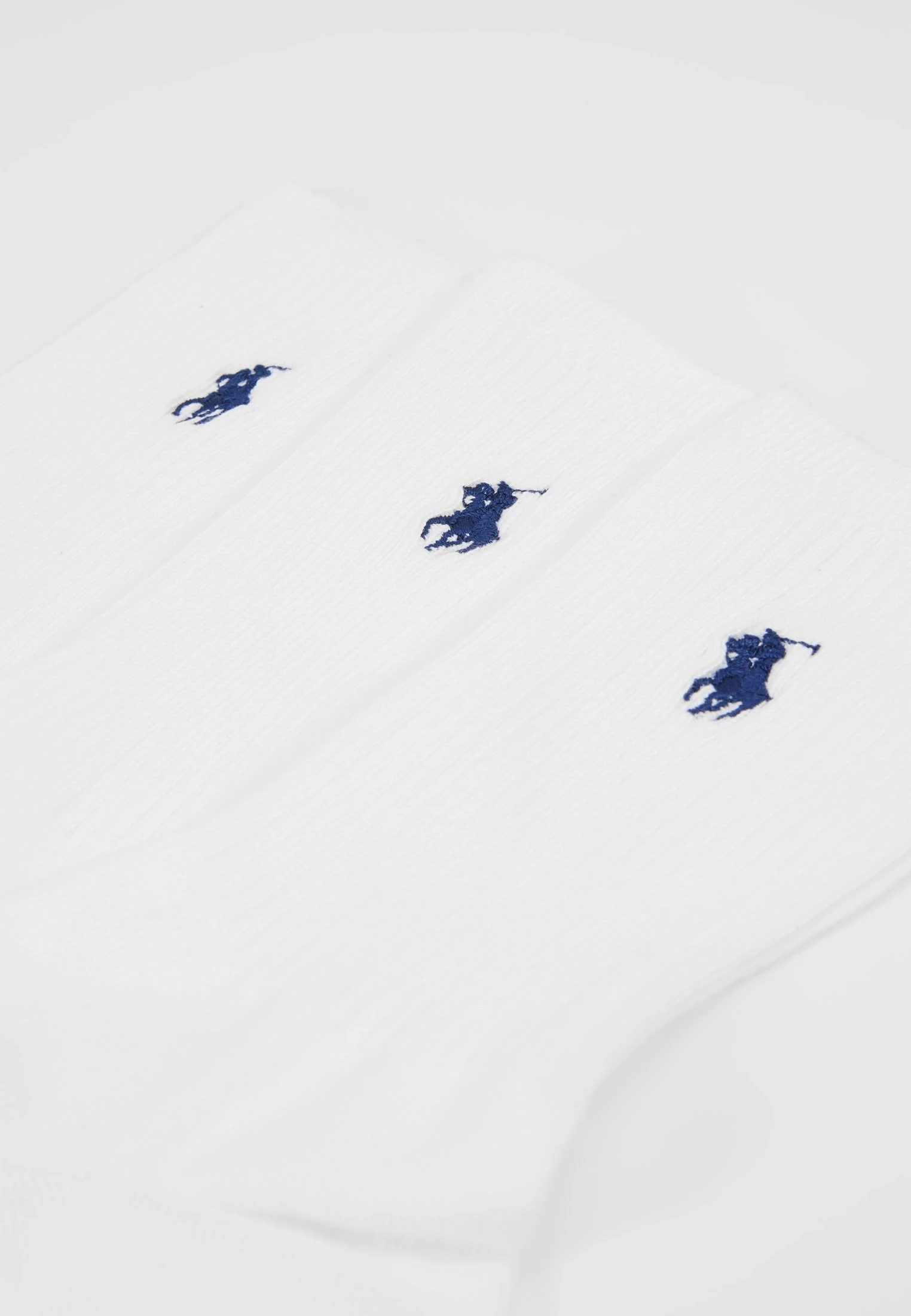 Polo Ralph Lauren SUPERSOFT CREW SOCK 3-PACK - Skarpety - White 4 Polo Ralph Lauren SUPERSOFT CREW SOCK 3-PACK - Skarpety - White - obrazek 2