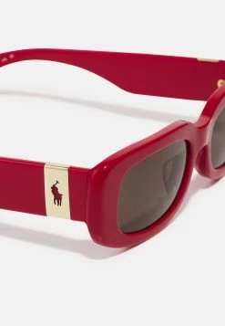 Polo Ralph Lauren UNISEX - Okulary Przeciwsłoneczne - Shiny Dark Red/dark Green 9 Polo Ralph Lauren UNISEX - Okulary Przeciwsłoneczne - Shiny Dark Red/dark Green -Polo Ralph Lauren 34fe59c8753e4126b3bef03452e197cc