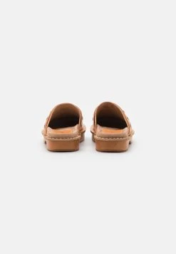Polo Ralph Lauren EZRA MULE - Drewniaki I Chodaki - Natural -Polo Ralph Lauren 4a835aea3ca34846bb94c2fbfedbecdd