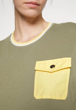 Polo Ralph Lauren BOXY CREWNECK - T-shirt Z Nadrukiem - Sage Green -Polo Ralph Lauren 5a9810ab12314b5ba213c6c8a109c7d0
