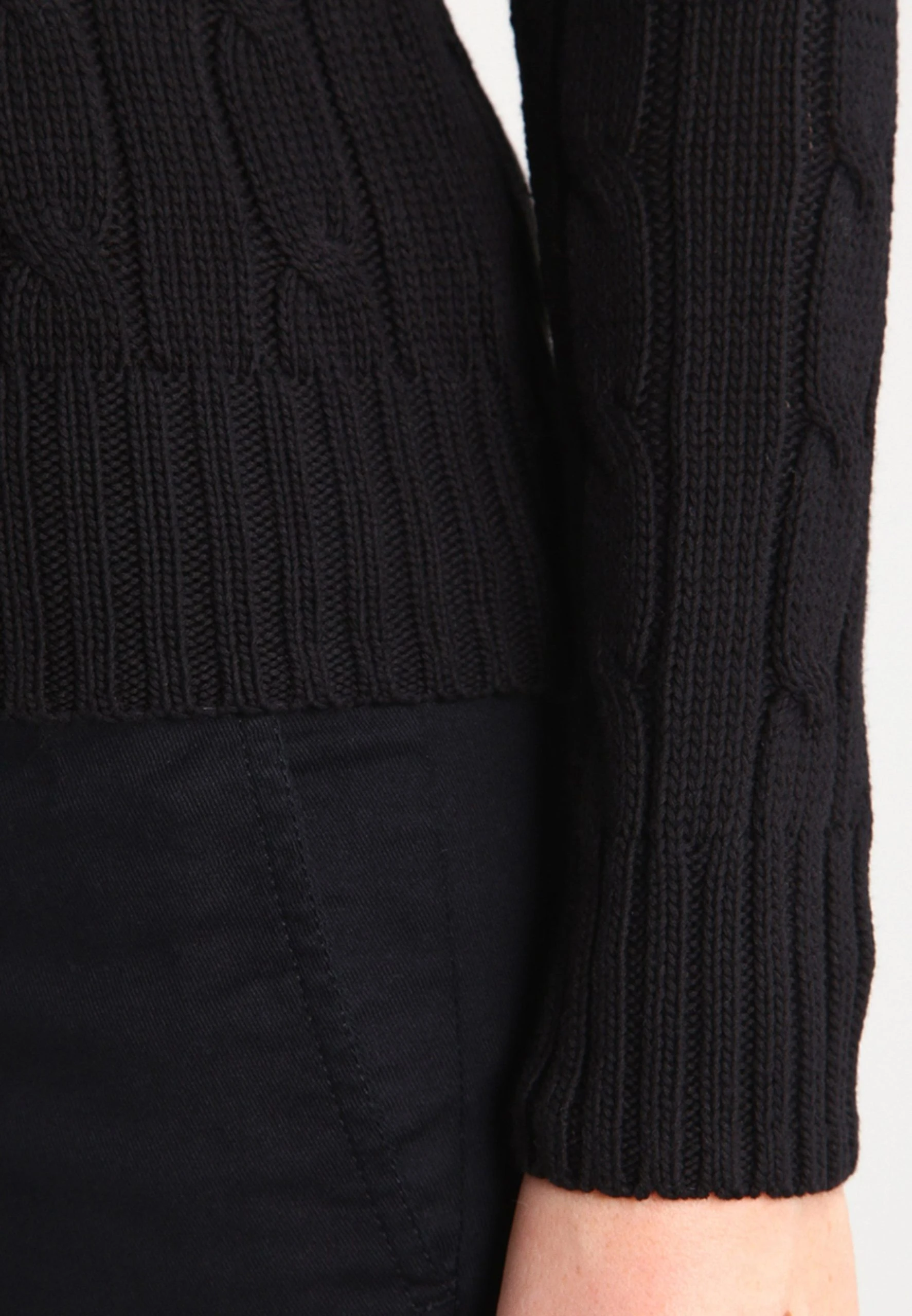 Polo Ralph Lauren CABLE V-NECK - Sweter - Polo Black 7 Polo Ralph Lauren CABLE V-NECK - Sweter - Polo Black - obrazek 5