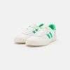 Polo Ralph Lauren COURT LACE - Sneakersy Niskie - Deckwash White/summer Emerald -Polo Ralph Lauren 6eb294d3d41a49bdbec2b80045582af7