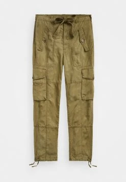 Polo Ralph Lauren ANKLE FLAT FRONT - Bojówki - New Olive -Polo Ralph Lauren 77e8072aa9ac4fd69b3d5a7b3aa95724