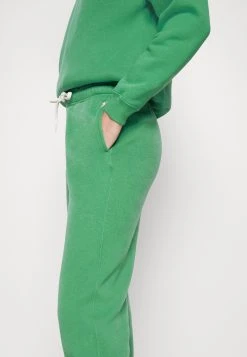 Polo Ralph Lauren ANKLE ATHLETIC - Spodnie Treningowe - Raft Green 17 Polo Ralph Lauren ANKLE ATHLETIC - Spodnie Treningowe - Raft Green -Polo Ralph Lauren 8f09cbe7e8c540abb4588bd6a0105eeb