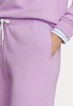 Polo Ralph Lauren ANKLE ATHLETIC - Spodnie Treningowe - Soft Lilac 11 Polo Ralph Lauren ANKLE ATHLETIC - Spodnie Treningowe - Soft Lilac -Polo Ralph Lauren b50e852e7d3b4dda9b59cc5ab775ec55