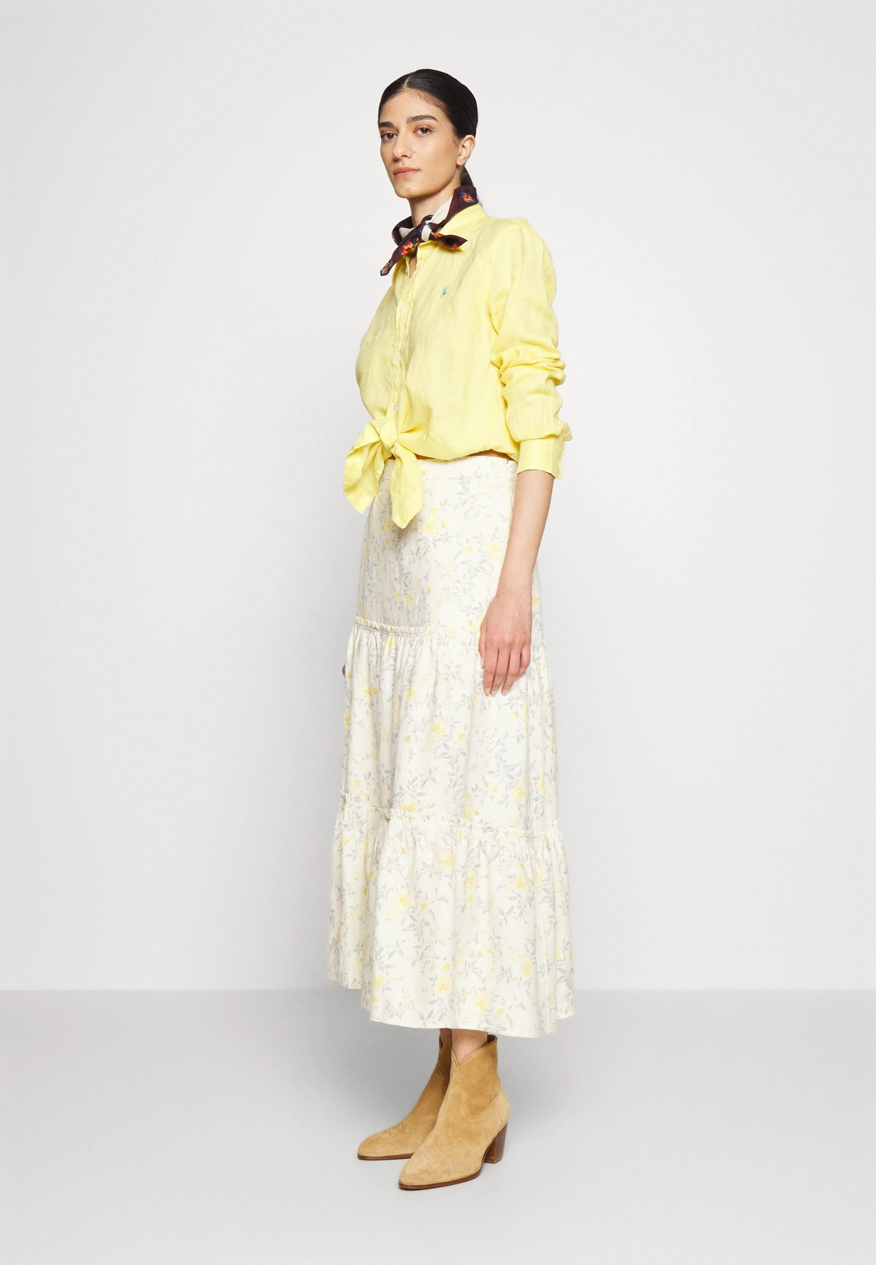 Polo Ralph Lauren FLORAL TWO-TIERED LINEN MIDI SKIRT - Spódnica Trapezowa - Yellow Vine 6 Polo Ralph Lauren FLORAL TWO-TIERED LINEN MIDI SKIRT - Spódnica Trapezowa - Yellow Vine - obrazek 4