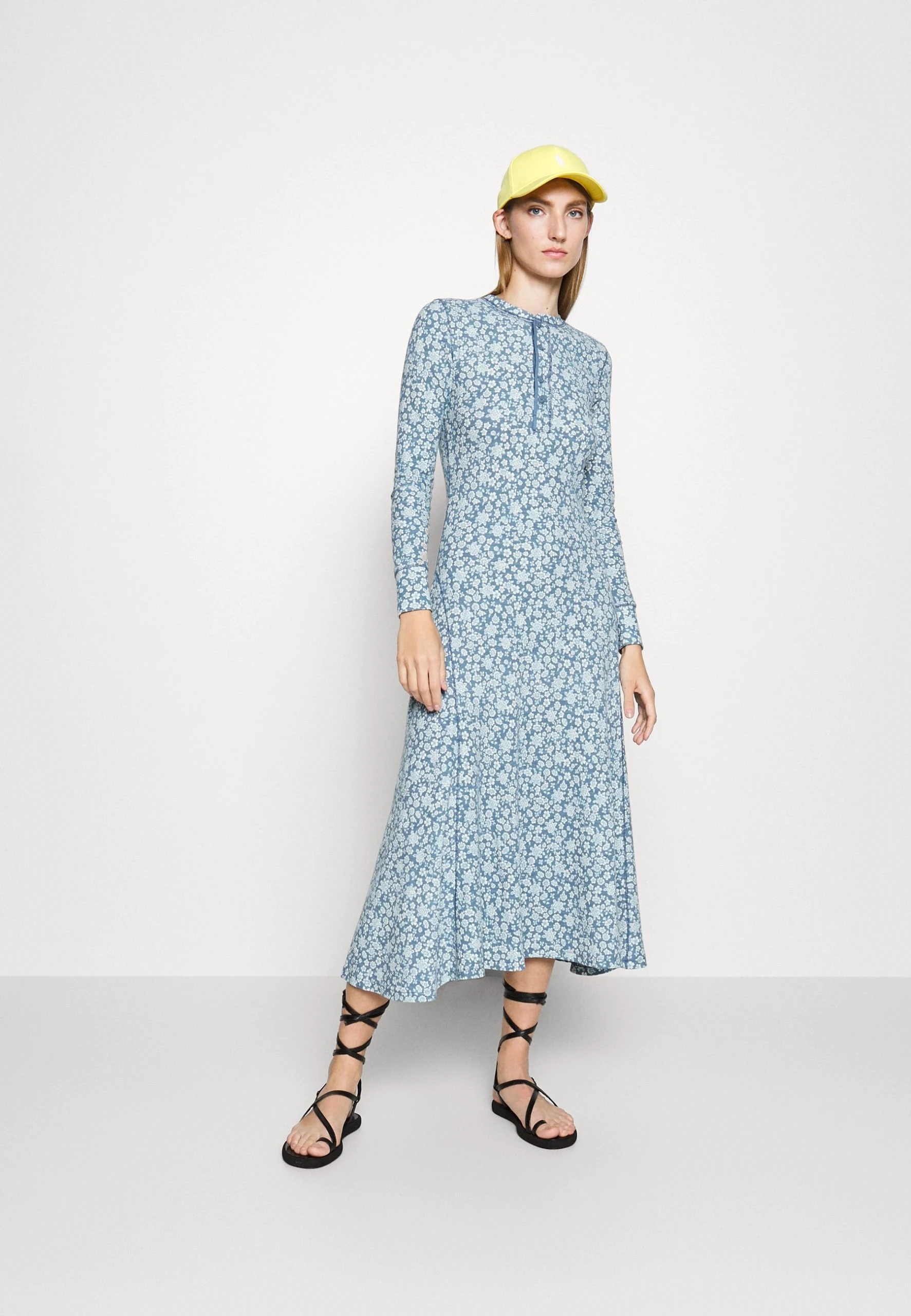 Polo Ralph Lauren LONG SLEEVE DAY DRESS - Sukienka Dzianinowa - Navy Floral 4 Polo Ralph Lauren LONG SLEEVE DAY DRESS - Sukienka Dzianinowa - Navy Floral - obrazek 2